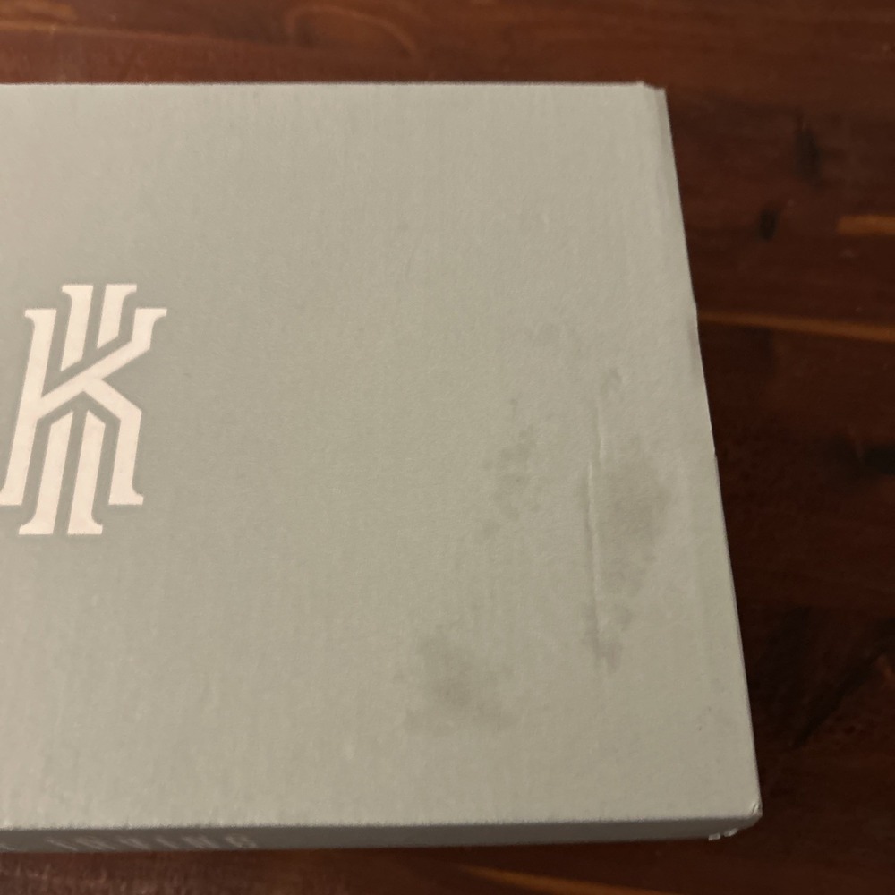 NIKE KYRIE‎ FLYTRAP V SUMMIT WHITE/BLACK SIZE MEN'S 4, Women's 5.5 [CZ4100-101] - Picture 5 of 12